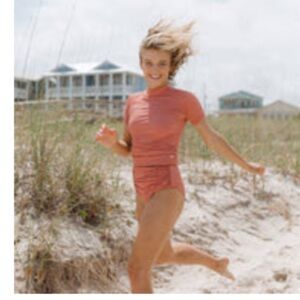 Rosewood Short Sleeve Rash Guard medium